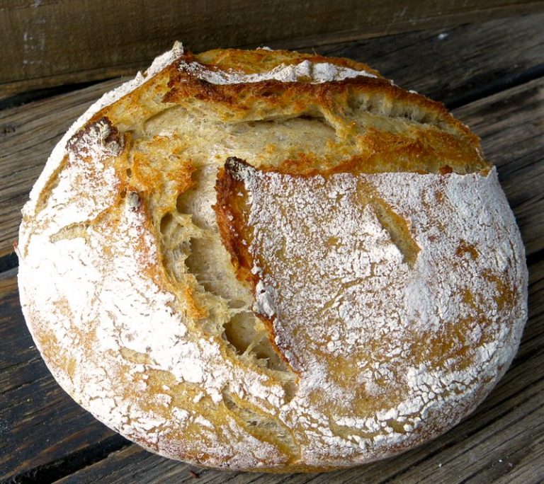 Sourdough Bread Alberta with Kaelin Whittaker of The Ruby Apron